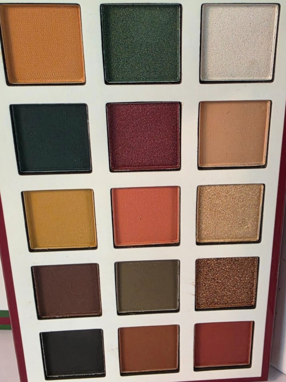 Beauty Creations Esmeralda Eyeshadow Palette BNIB